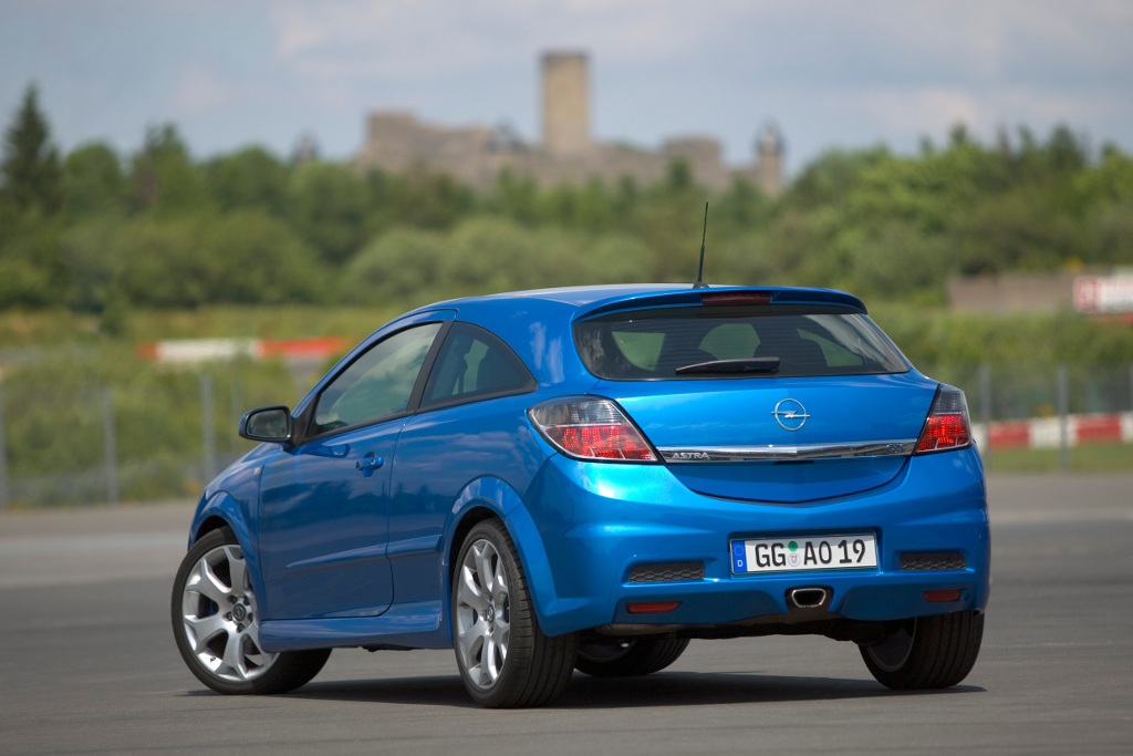 Opel Astra OPC