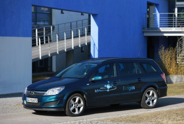 Opel entwickelt Erdgas-Hybridantrieb 