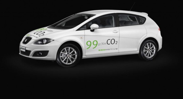 Seat präsentiert sparsamen Leon in Genf 