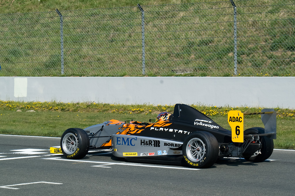 ADAC GT Masters in Oschersleben mit spektakulären Fahrerkombinationen