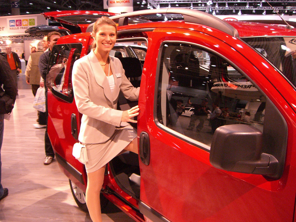 AMI 2009: Citroën präsentiert den Nemo Kombi
