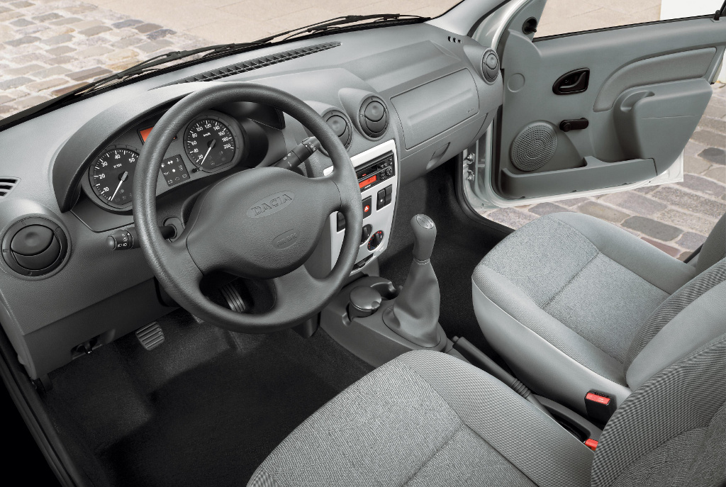AMI 2009: Dacia zeigt die günstigsten Nutzfahrzeuge