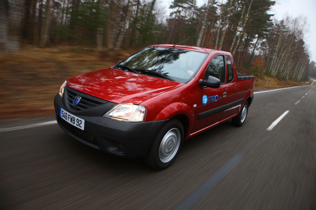 AMI 2009: Dacia zeigt die günstigsten Nutzfahrzeuge