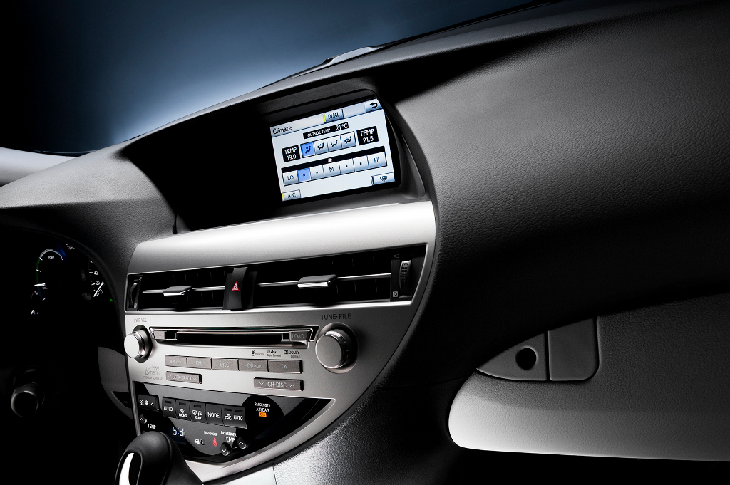AMI 2009: Lexus mit zwei Premieren