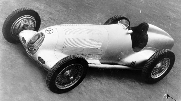 Ausstellung: 75 Jahre Mercedes-Benz Silberpfeile