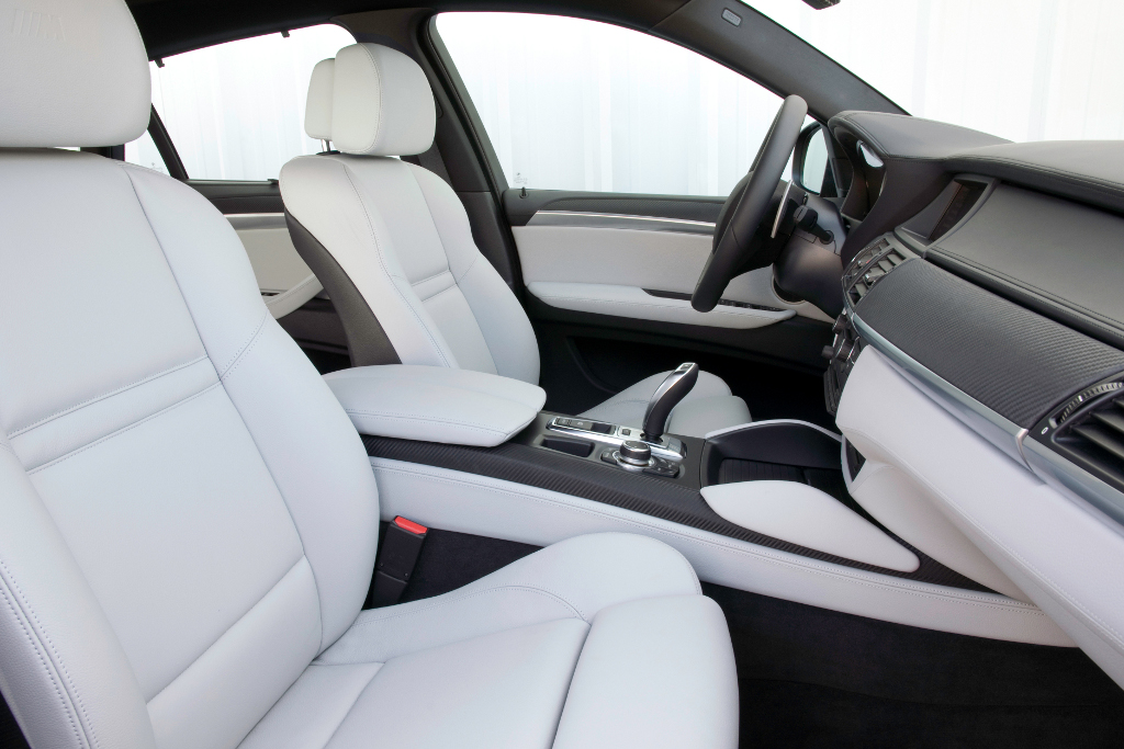 BMW X5 und X6 als Sportversionen mit 555 PS  