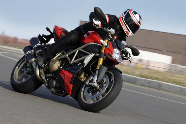 Ducati Streetfighter: Der Name ist Programm 