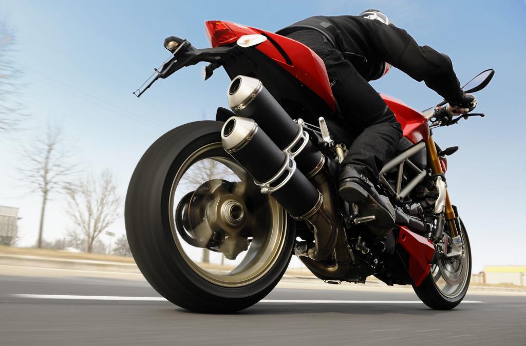 Ducati Streetfighter: Der Name ist Programm 