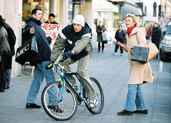 Fußgänger gefährden Radfahrer - ADFC warnt 