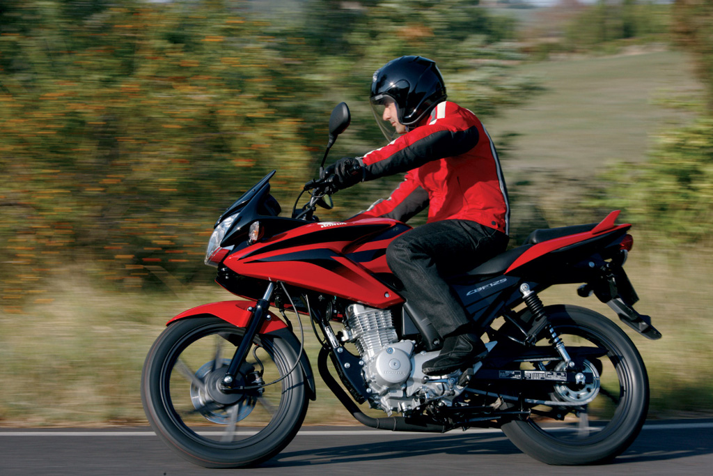 Honda CBF125: Kampfansage in der Achtelliterklasse 
