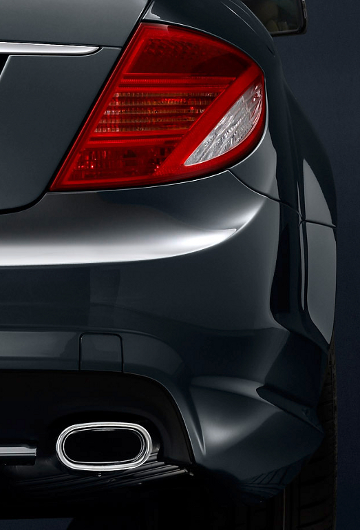 Mercedes-Benz feiert 100 Jahre Markenzeichen mit CL 500-Sondermodell
