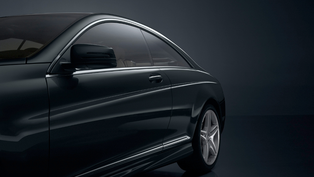 Mercedes-Benz feiert 100 Jahre Markenzeichen mit CL 500-Sondermodell