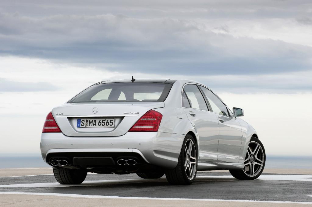 Mercedes-Benz wertet S 63 AMG und S 65 AMG auf