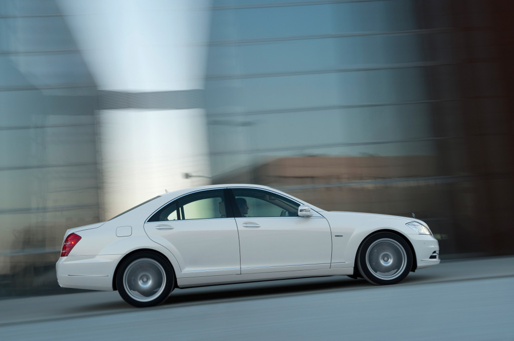 Mercedes S-Klasse ab Juni mit Hybridantrieb 