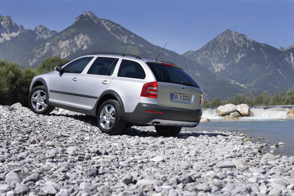 Neues Gesicht für Škoda Octavia RS und Octavia Scout