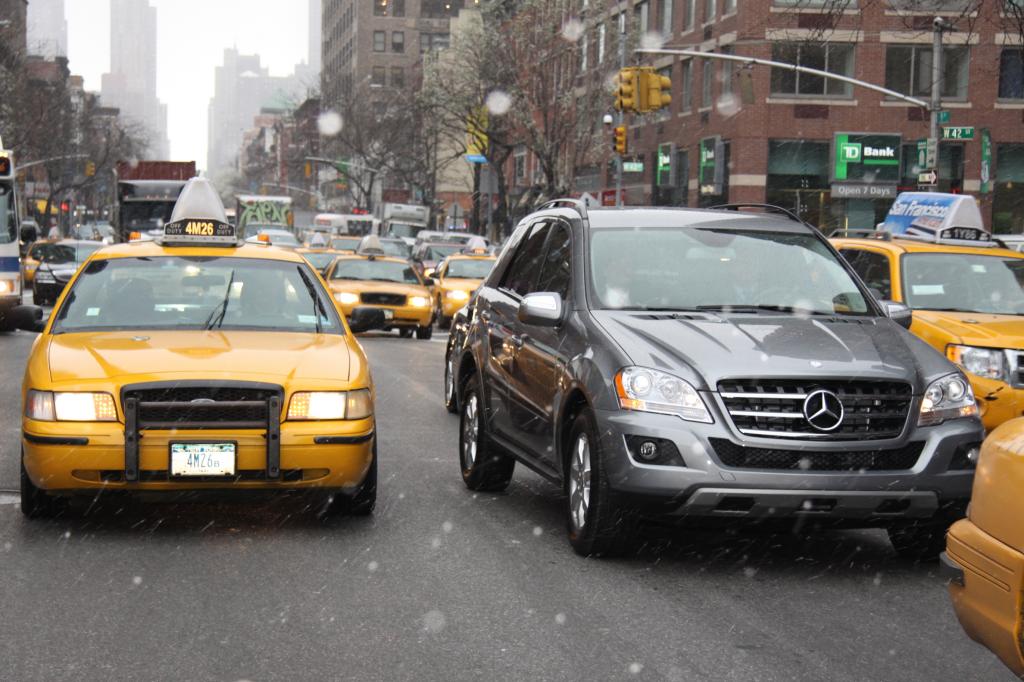 New York 2009: Mit dem Mercedes-Benz ML 450 Hybrid durch Big Appel