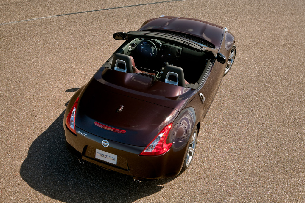 Nissan zeigt Roadster-Version des 370Z 