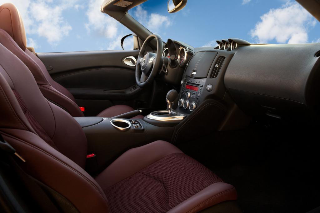 Nissan zeigt Roadster-Version des 370Z 
