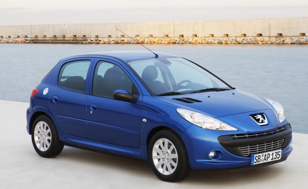 Peugeot feiert Doppelpremiere bei den deutschen Händlern