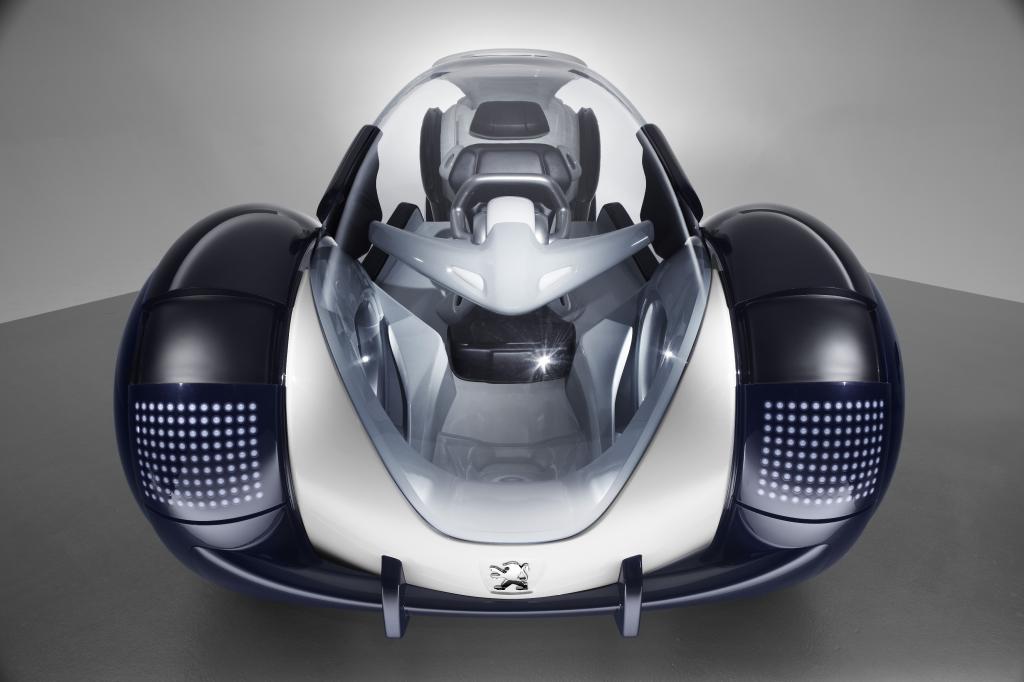 Peugeot präsentiert Design-Studie „RD“ im Maßstab 1:1