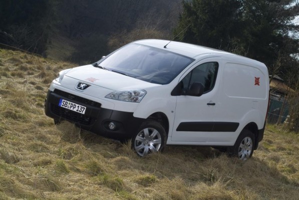 Peugeot stellt Partner Kastenwagen Trek vor