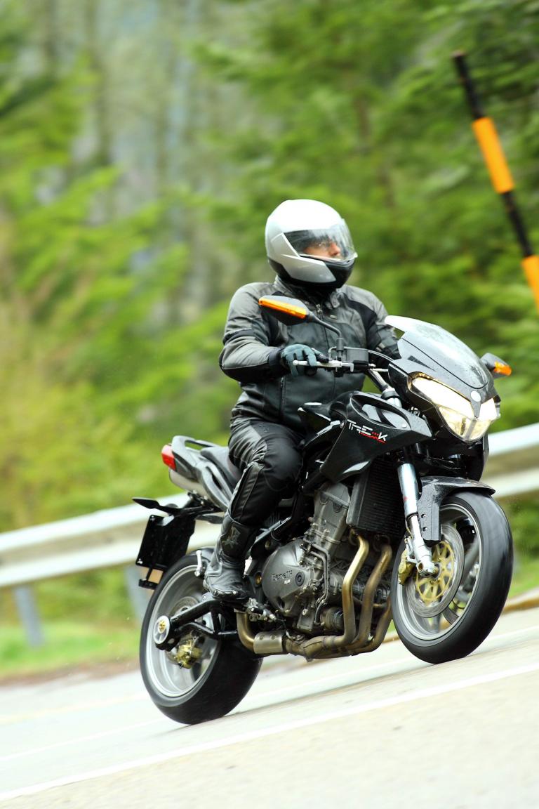 Präsentation Benelli TreK 899: Vernünftiger Heißsporn aus Italien  - Bild(2)