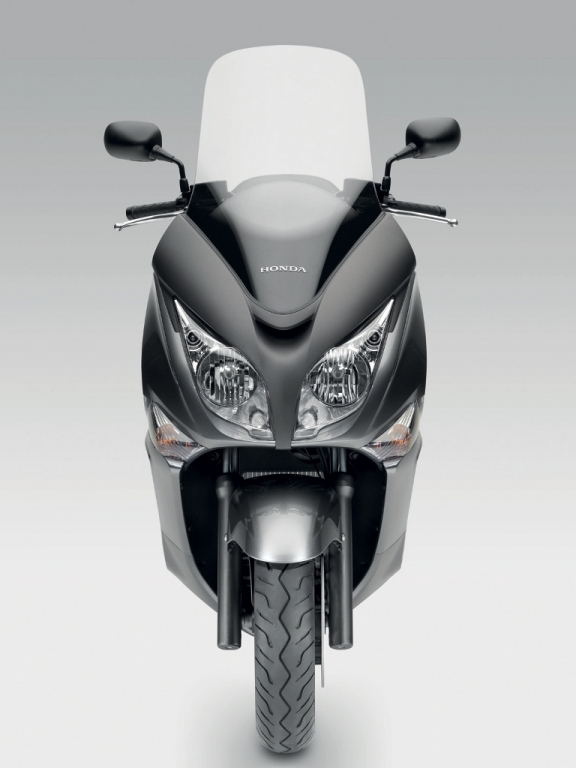 Präsentation Honda SW-T 400: Luxuriöser Stoiker