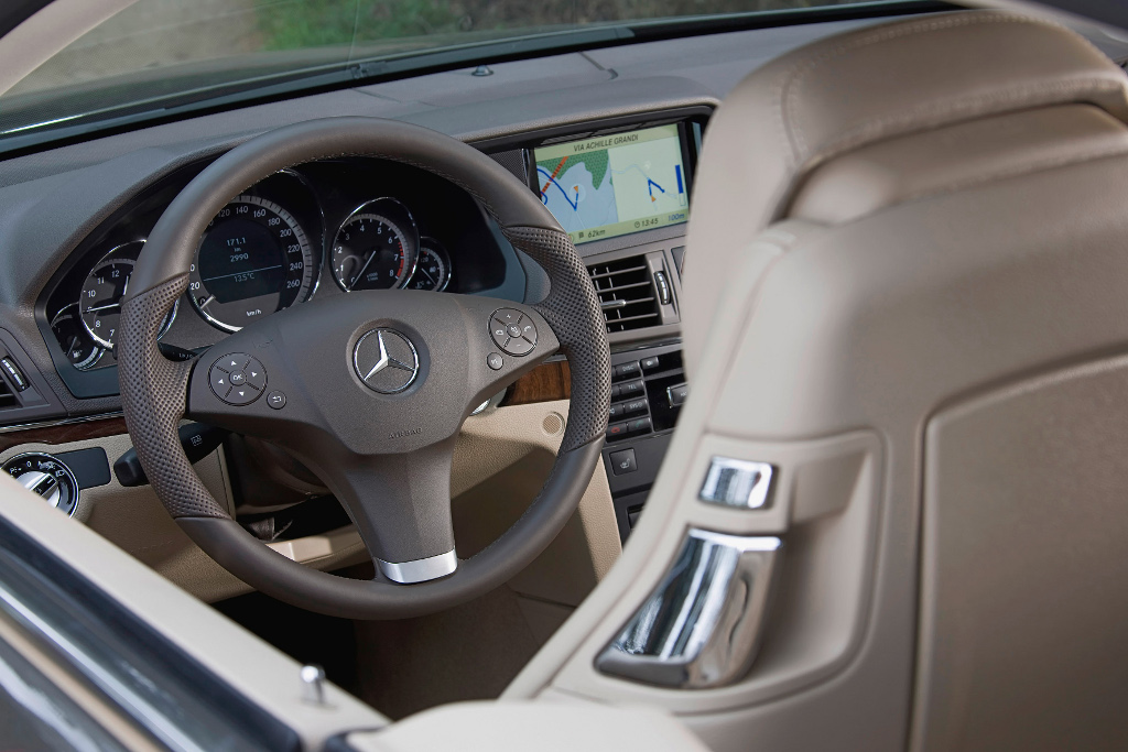 Presse-Präsentation Mercedes-Benz E 250 CGI Blue Efficiency Coupé: Bruder Leichtfuß