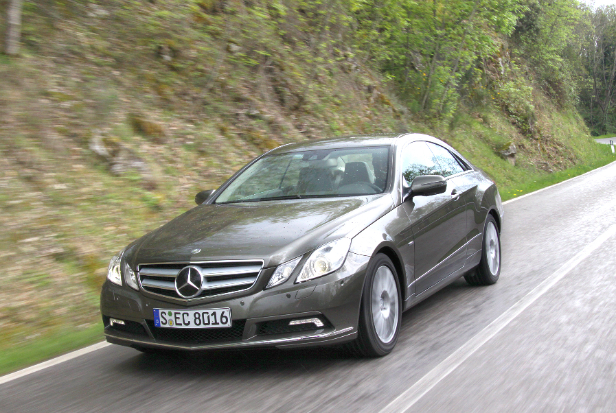 Presse-Präsentation Mercedes-Benz E 250 CGI Blue Efficiency Coupé: Bruder Leichtfuß