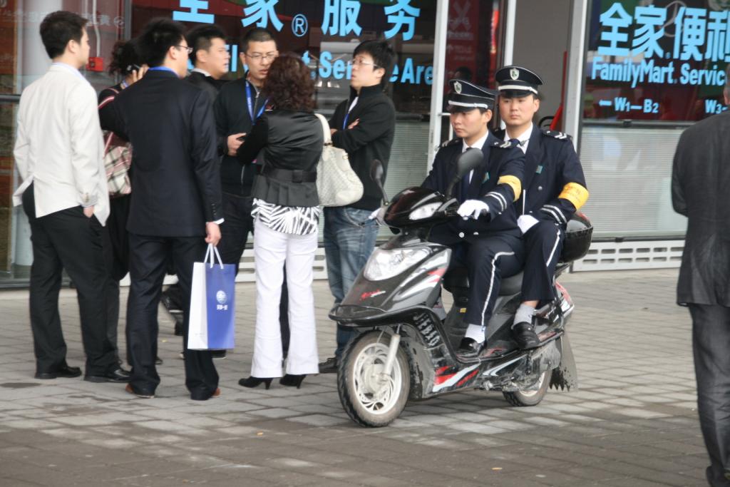 Shanghai 2009: Der Drang zum Auto ist ungebrochen