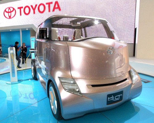 Shanghai 2009: Hybridantriebe beherrschen die Szene