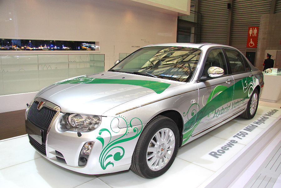 Shanghai 2009: Hybridantriebe beherrschen die Szene