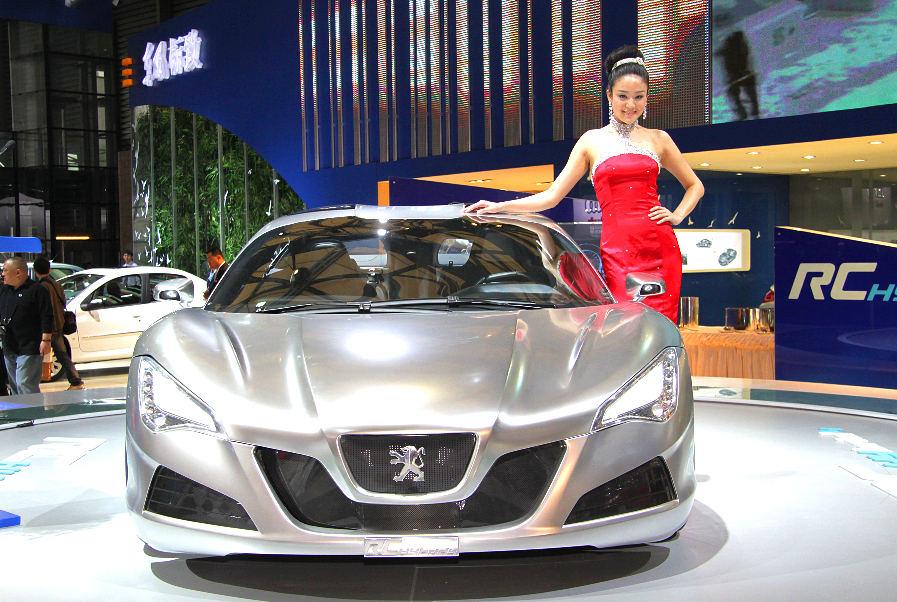 Shanghai 2009: Hybridantriebe beherrschen die Szene