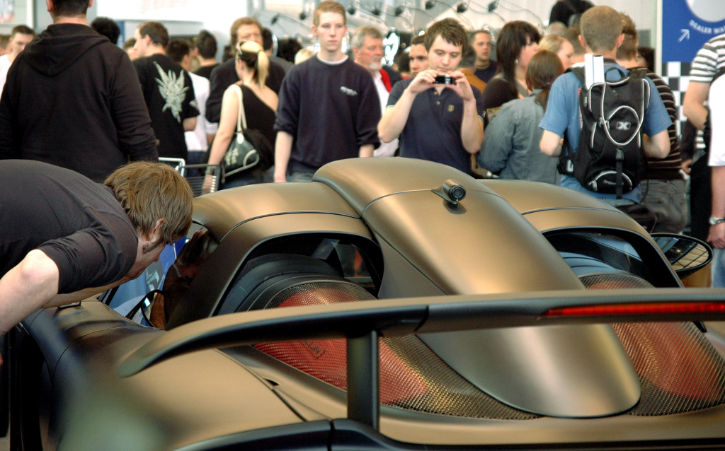 Tuning World Bodensee 2009: Power, Chrom & heiße Girls... - Bild(14)