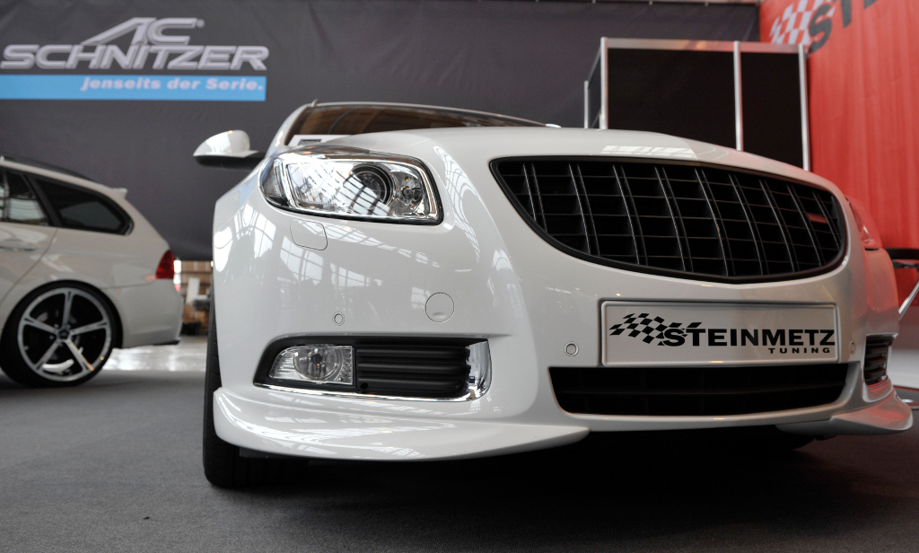 Tuning World Bodensee 2009: Power, Chrom & heiße Girls... - Bild(3)