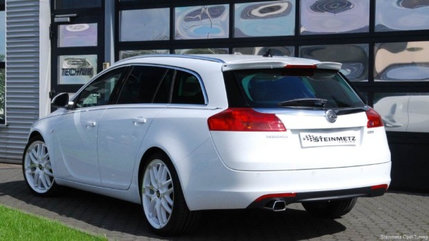 Tuning World Bodensee 2009: Weltpremiere des Insignia SportsTourer by Steinmetz