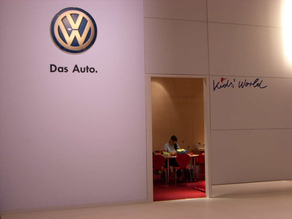 Volkswagen beweist Volksnähe – Die VW-Kids´ World auf der AMI 