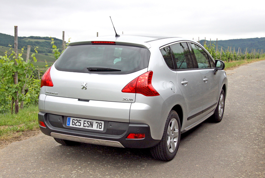 3008: Presse-Präsentation Peugeot 3008: Der erste Löwen-Crossover