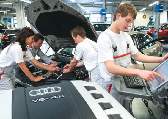 Audi bietet zum 100-jährigen Bestehen 100 zusätzliche Ausbildungsplätze