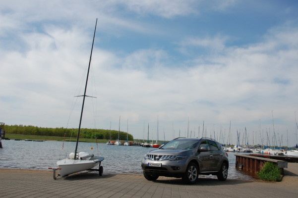 Erstkontakt Nissan Murano Executive 3.5 V6: (T)Raumschiff mit Charakter 