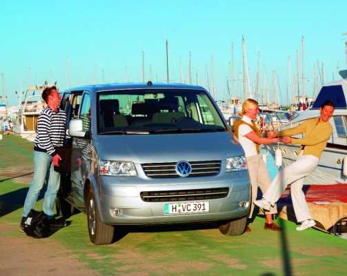 Freizeitmobile von Volkswagen auf der Flens Super Sail Tour