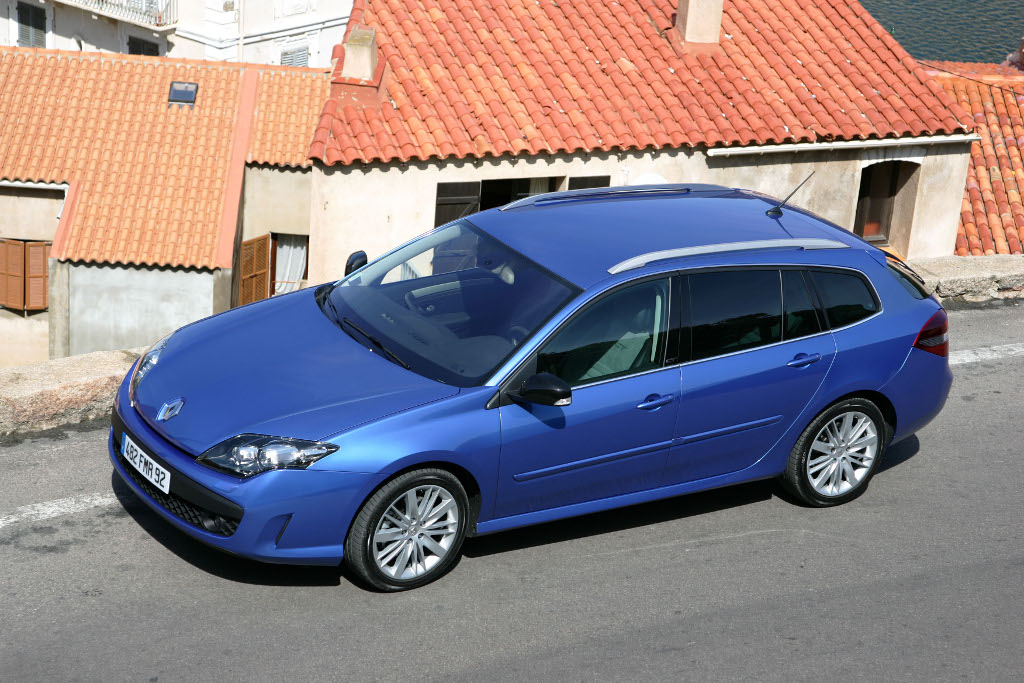 Laguna: Renault Laguna mit erweiterter Ausstattung