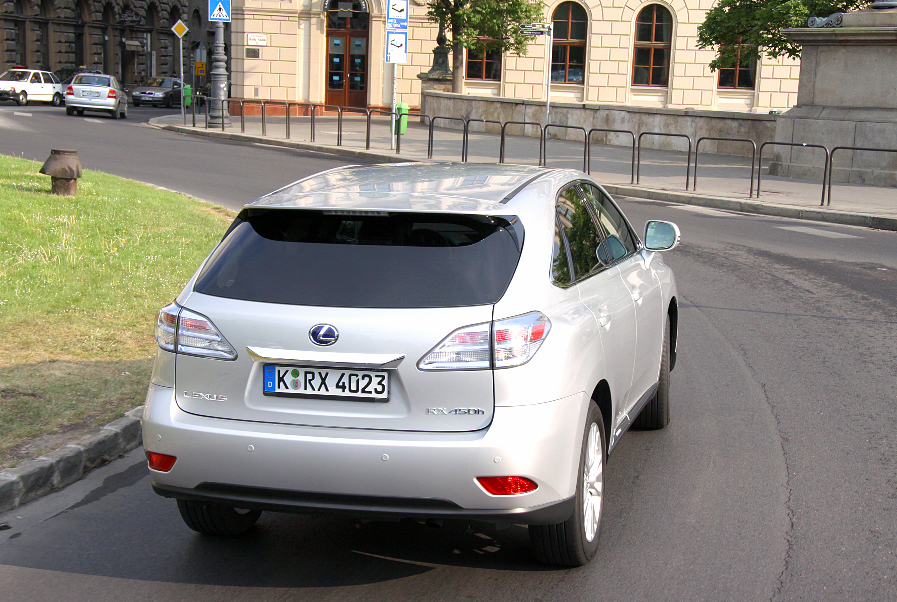 Lexus RX 450h kommt Ende des Monats auf den Markt