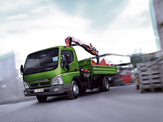 Mitsubishi Fuso Truck legt Sparplan vor 