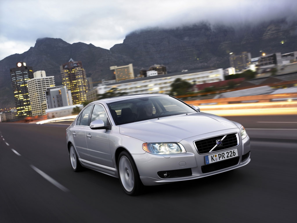 V70: Volvo bietet neues Flexifuel-Triebwerk an