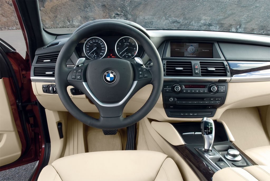 Video: BMW X6 M