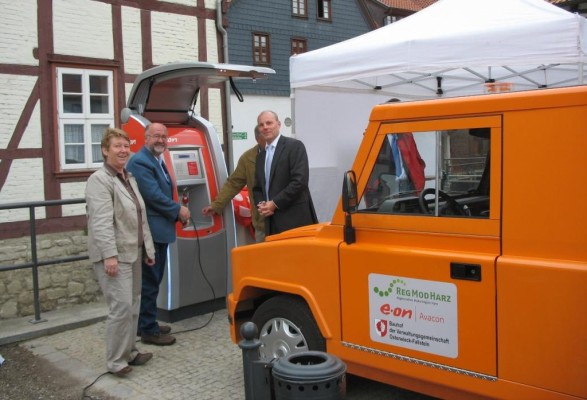 Öffentliche Stromtankstelle in Betrieb genommen