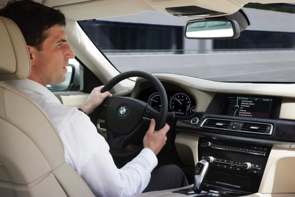 BMW verbessert Sprachsteuerung 