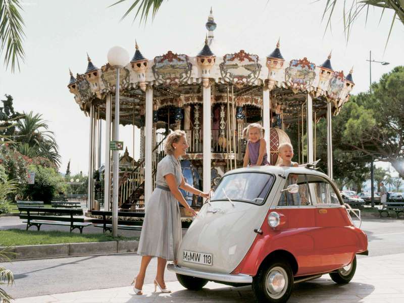 Das rollende Ei - die BMW Isetta! Schon heute ein Auto für morgen.
