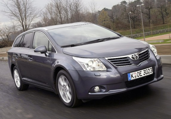 Fahrbericht Toyota Avensis 2.0 D-4D Kombi: Hort der Gelassenheit